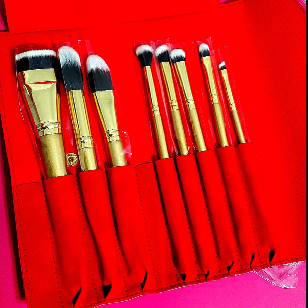 Glitter and Gold Brush Set by Luxie - Picture 1 of 3